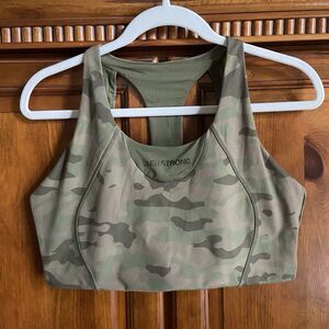 JustStrong Vertex Camo Multi Strap Sports Bra Size XL Military Green Support